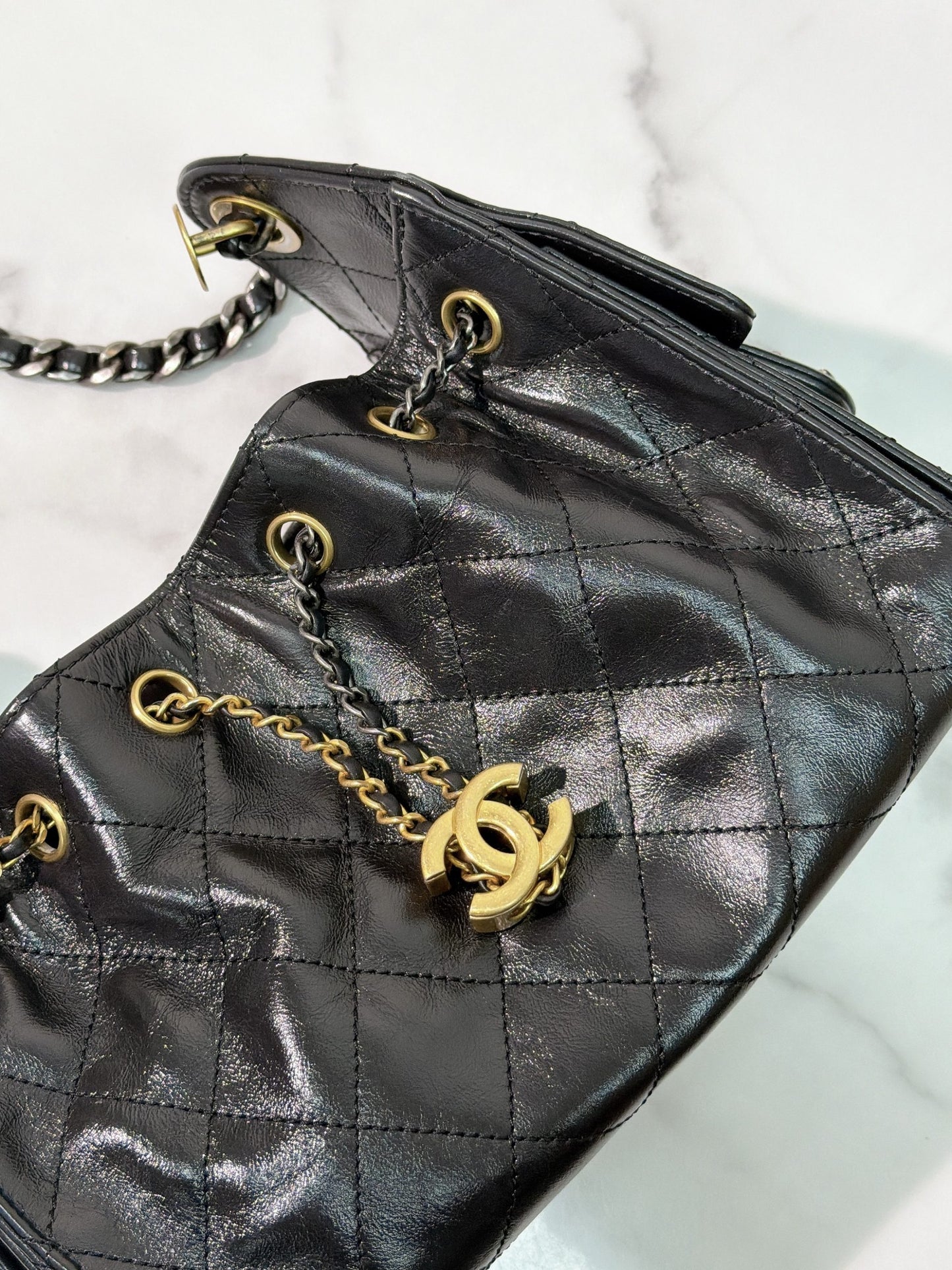 CHANEL 25 HOBO MEDIUM