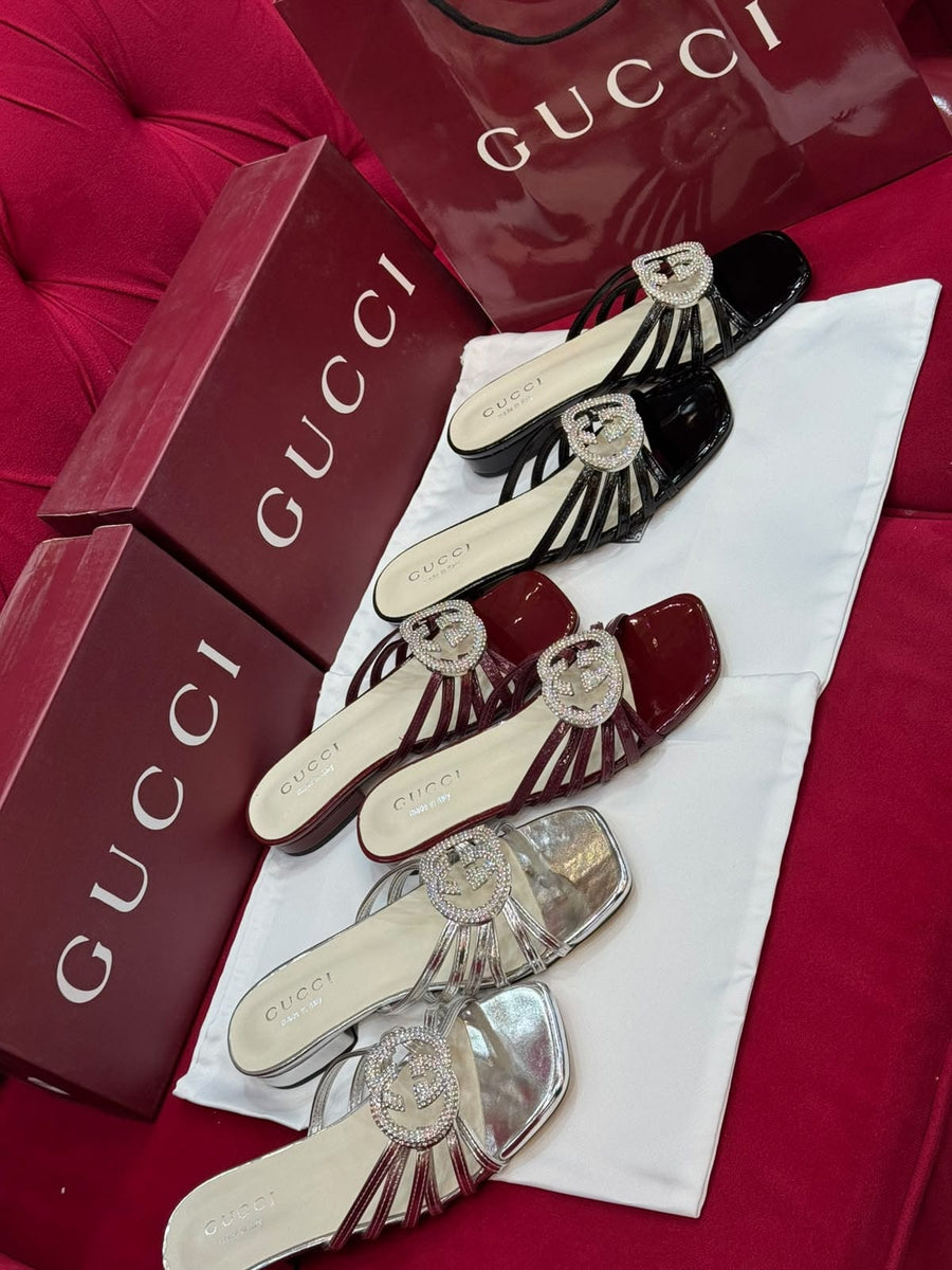 GUCCI INTERLOCKING CRYSTAL EMBELLISHED FLAT